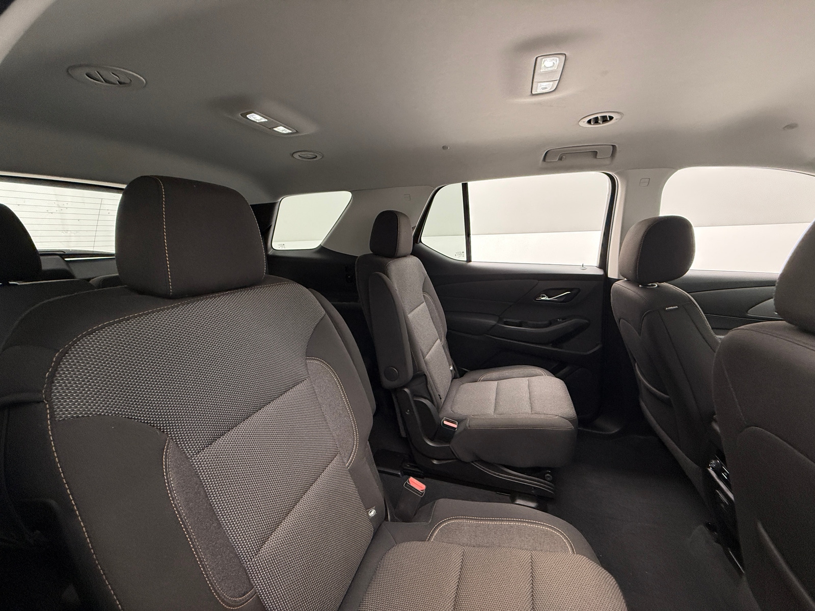 Thumbnail: 2021 Chevrolet Traverse - 6