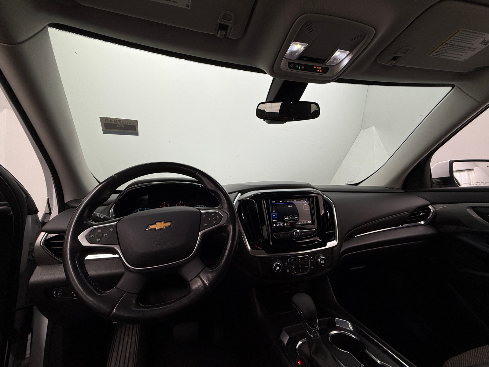 Thumbnail: 2021 Chevrolet Traverse - 3