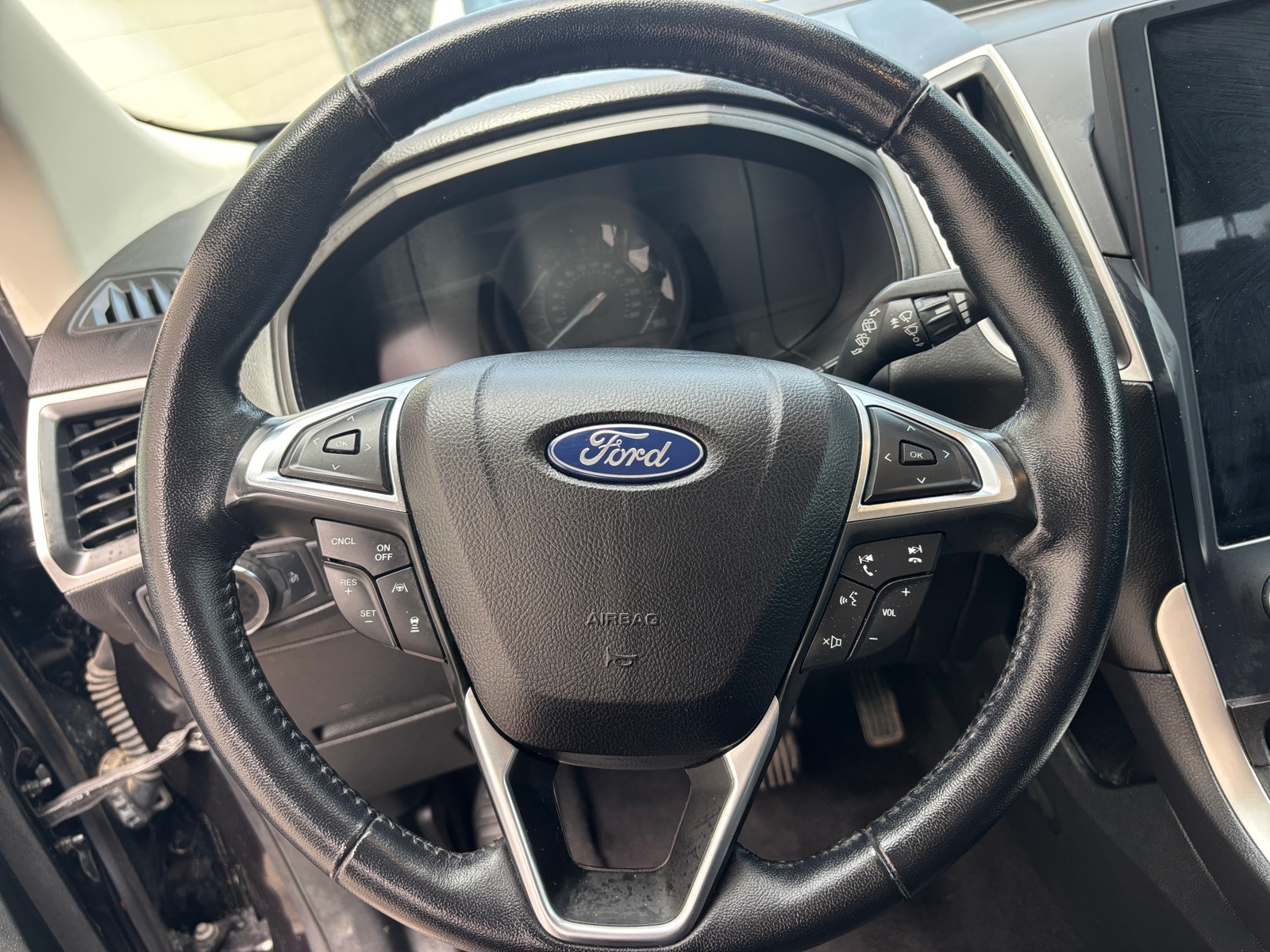 Thumbnail: 2023 Ford Edge - 5