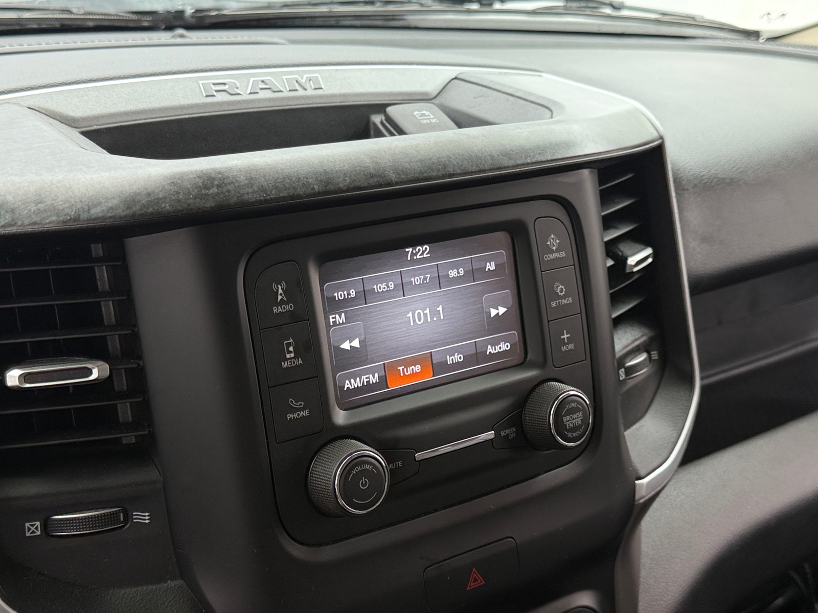 Thumbnail: 2020 RAM 1500 - 4