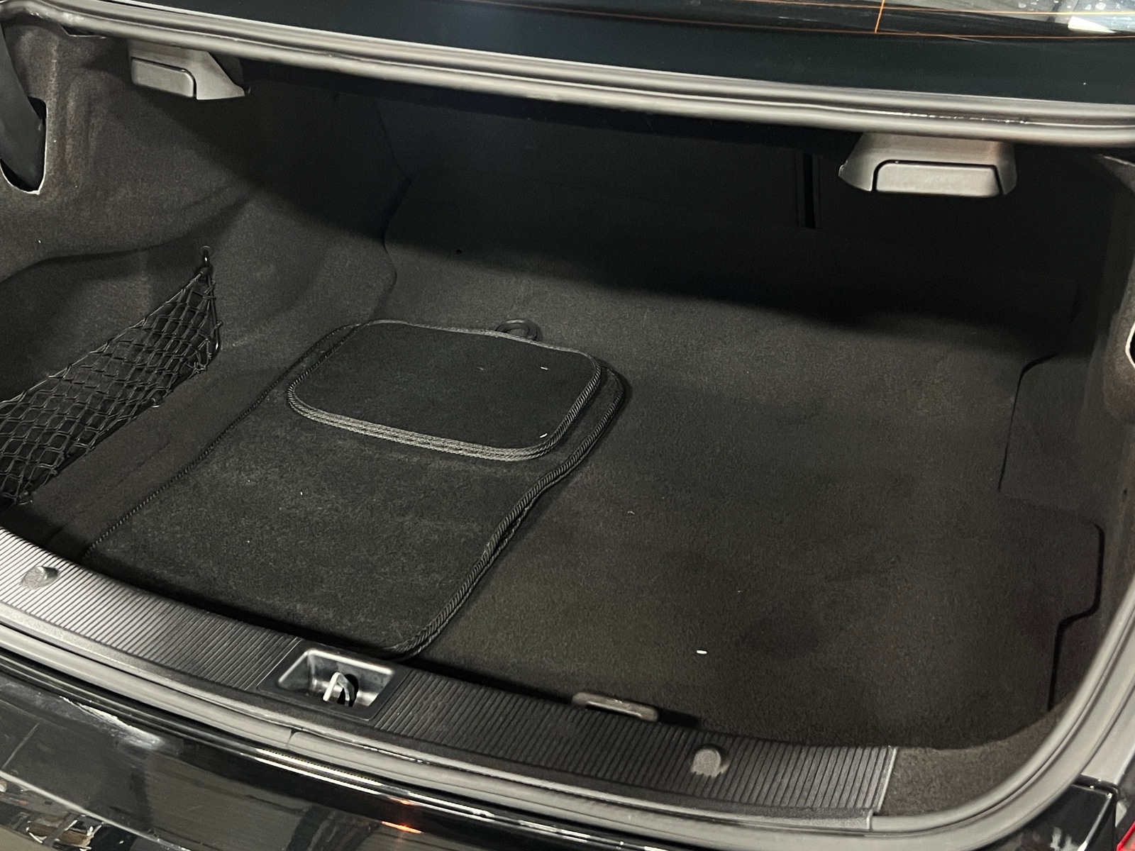 Thumbnail: 2017 Mercedes-Benz E-Class - 4