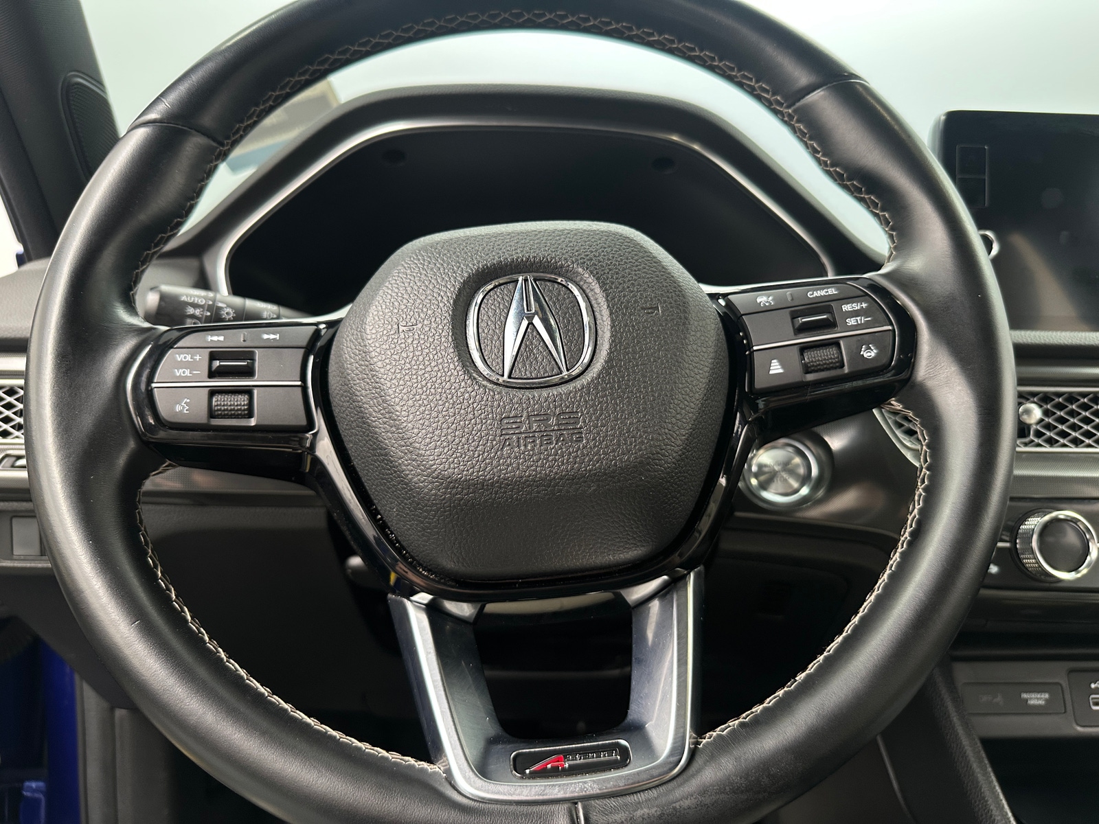 Thumbnail: 2023 Acura Integra - 4
