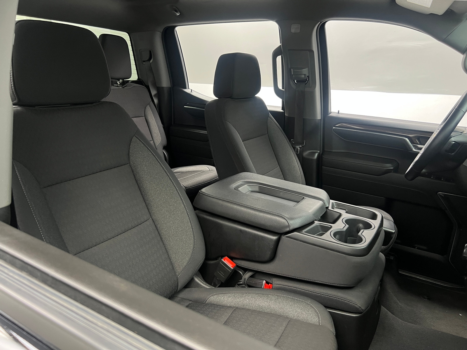 Thumbnail: 2024 Chevrolet Silverado 1500 - 2