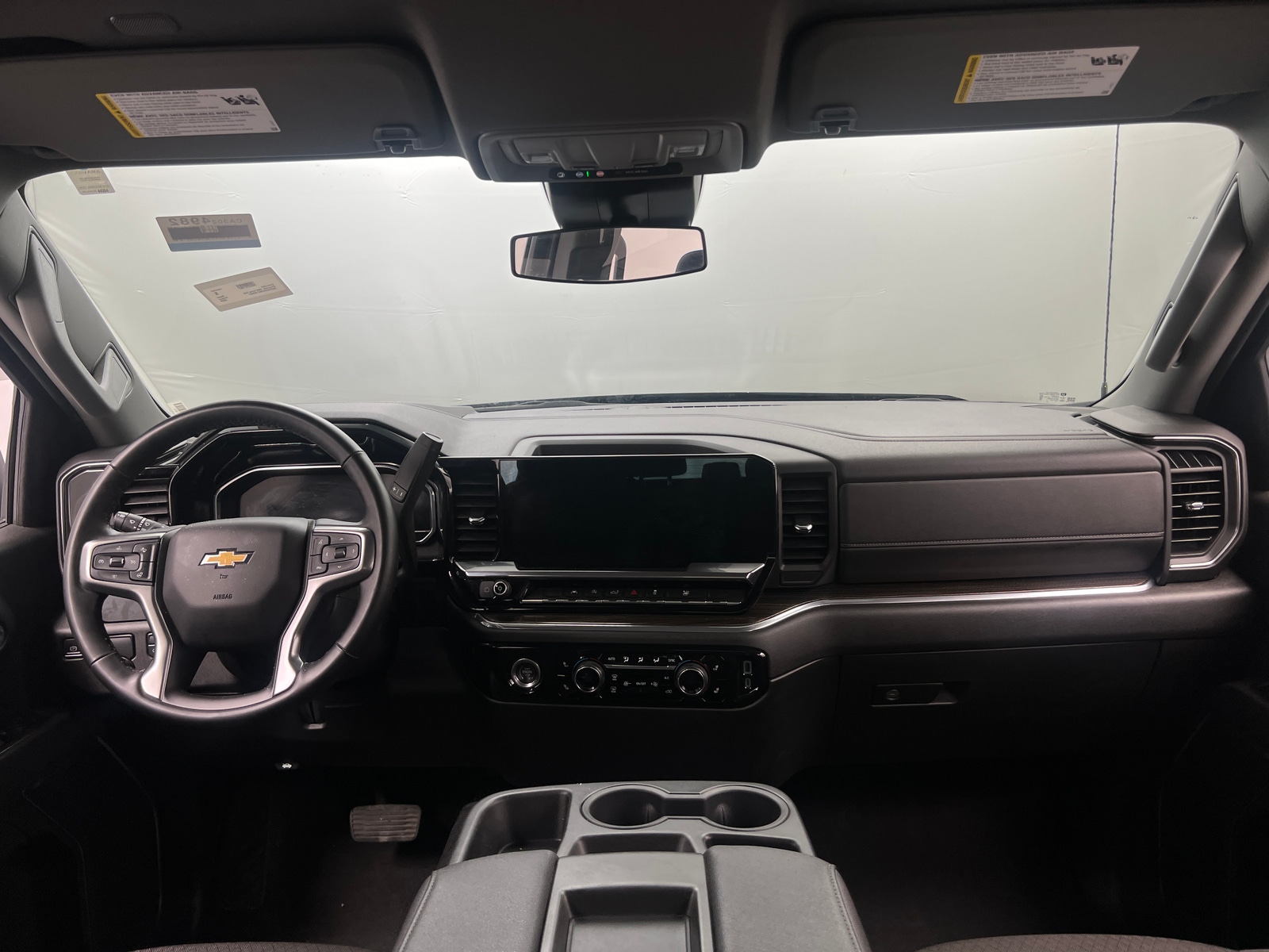 Thumbnail: 2024 Chevrolet Silverado 1500 - 3