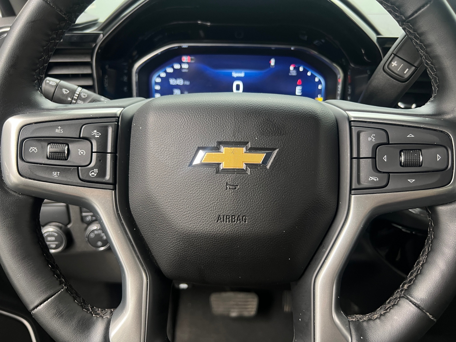 Thumbnail: 2024 Chevrolet Silverado 1500 - 5