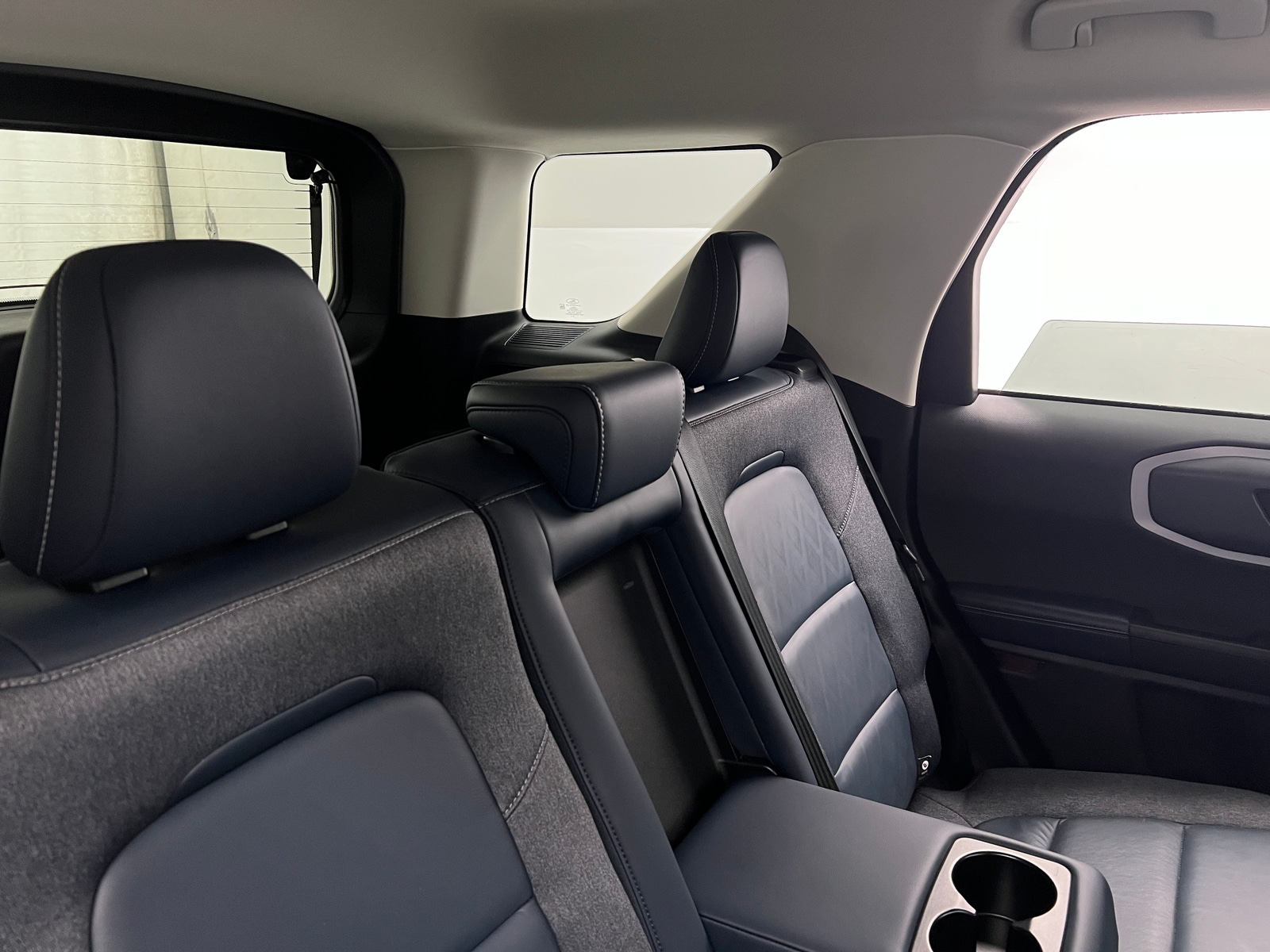 Thumbnail: 2022 Ford Bronco Sport - 5