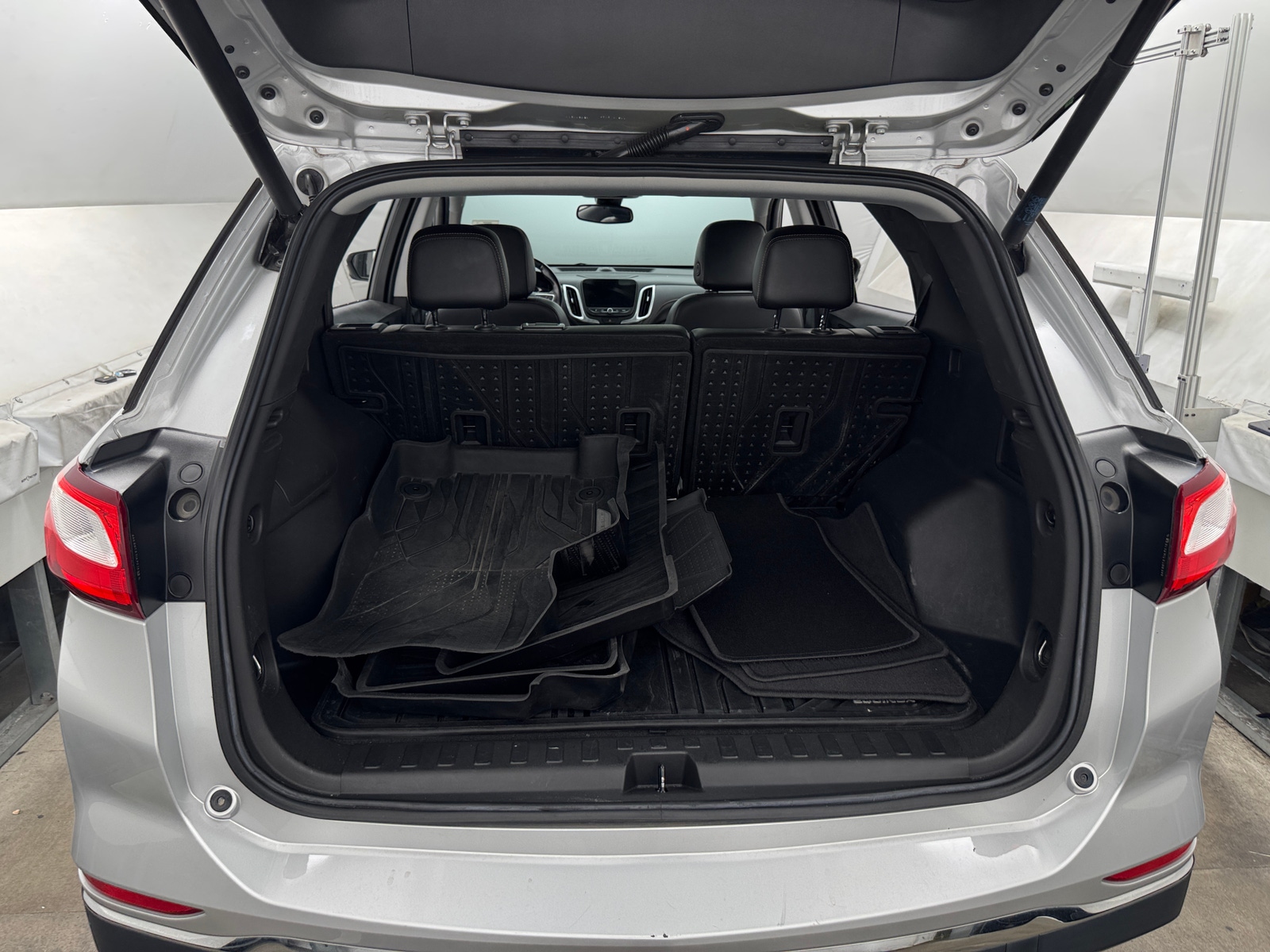 Thumbnail: 2021 Chevrolet Equinox - 6