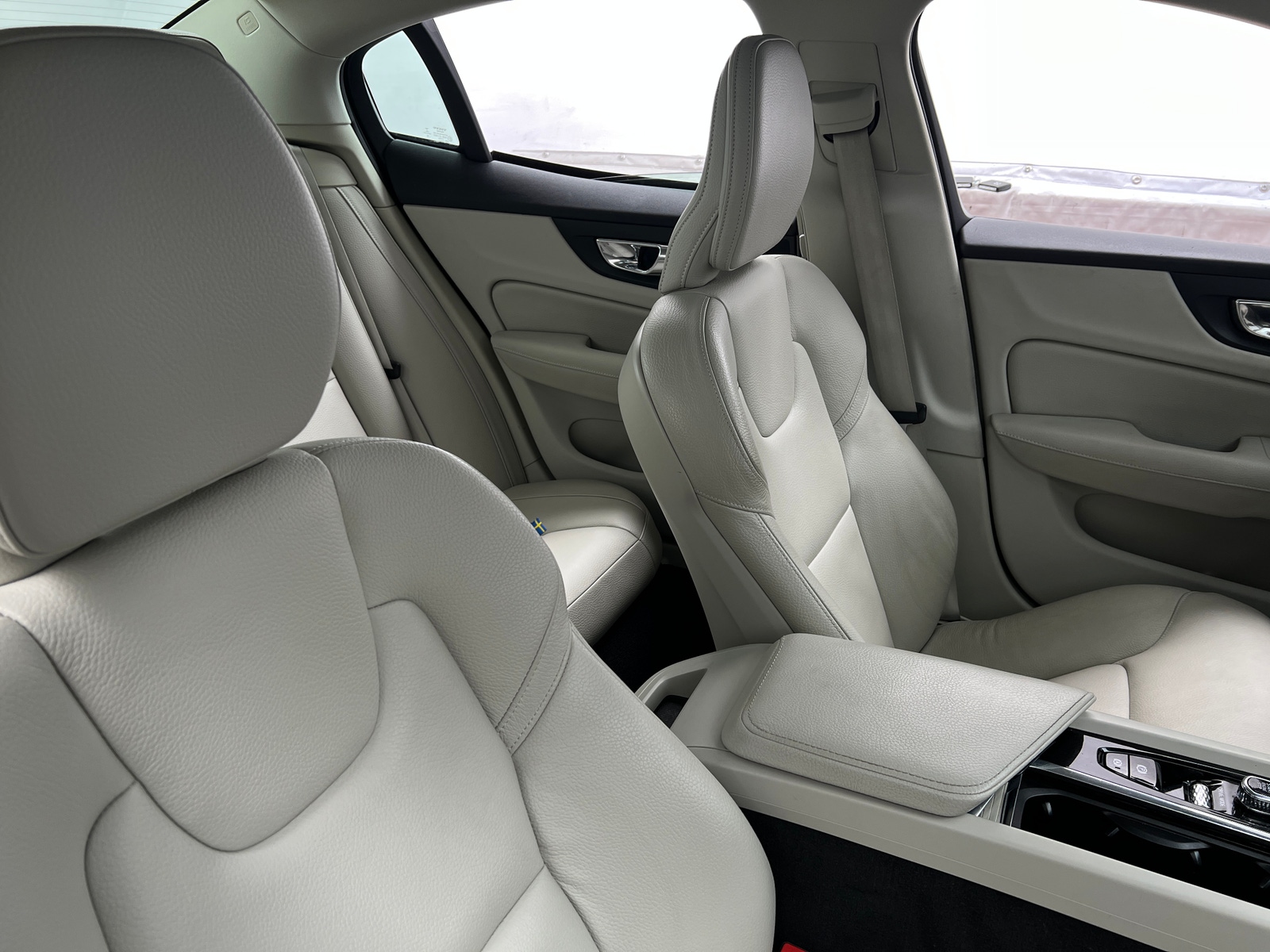 Thumbnail: 2019 Volvo S60 - 2