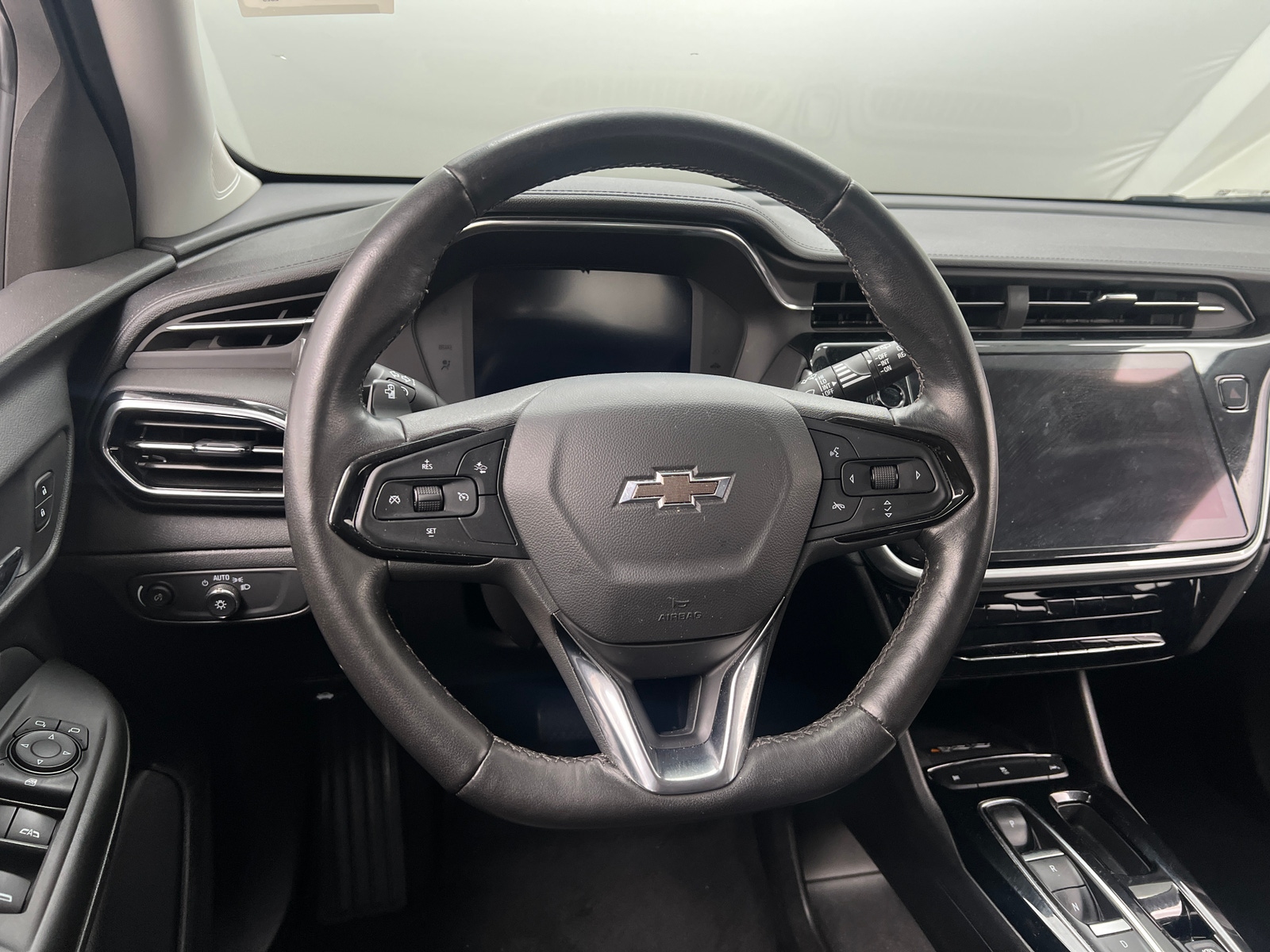 Thumbnail: 2023 Chevrolet Bolt EUV - 4