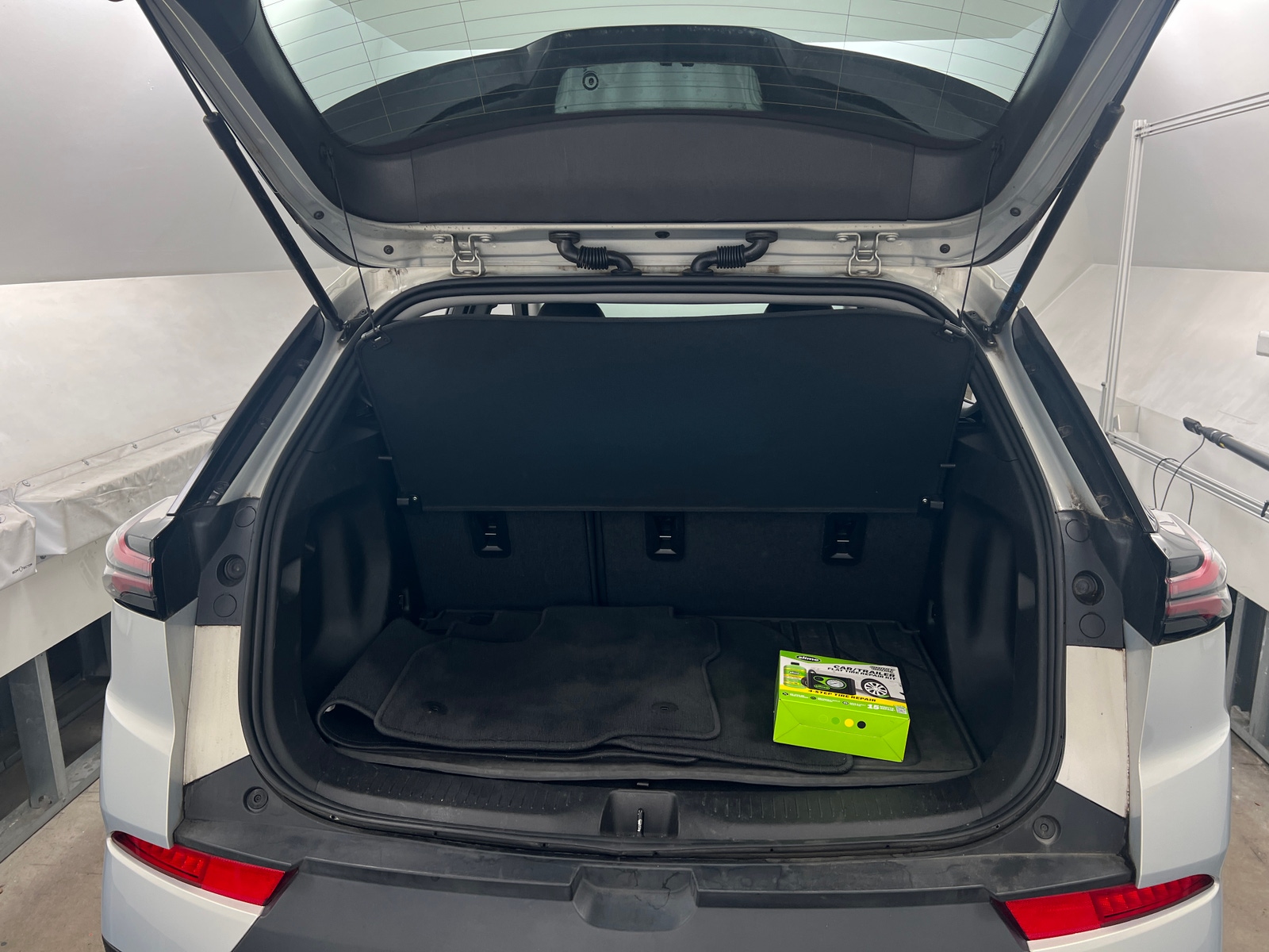 Thumbnail: 2023 Chevrolet Bolt EUV - 6