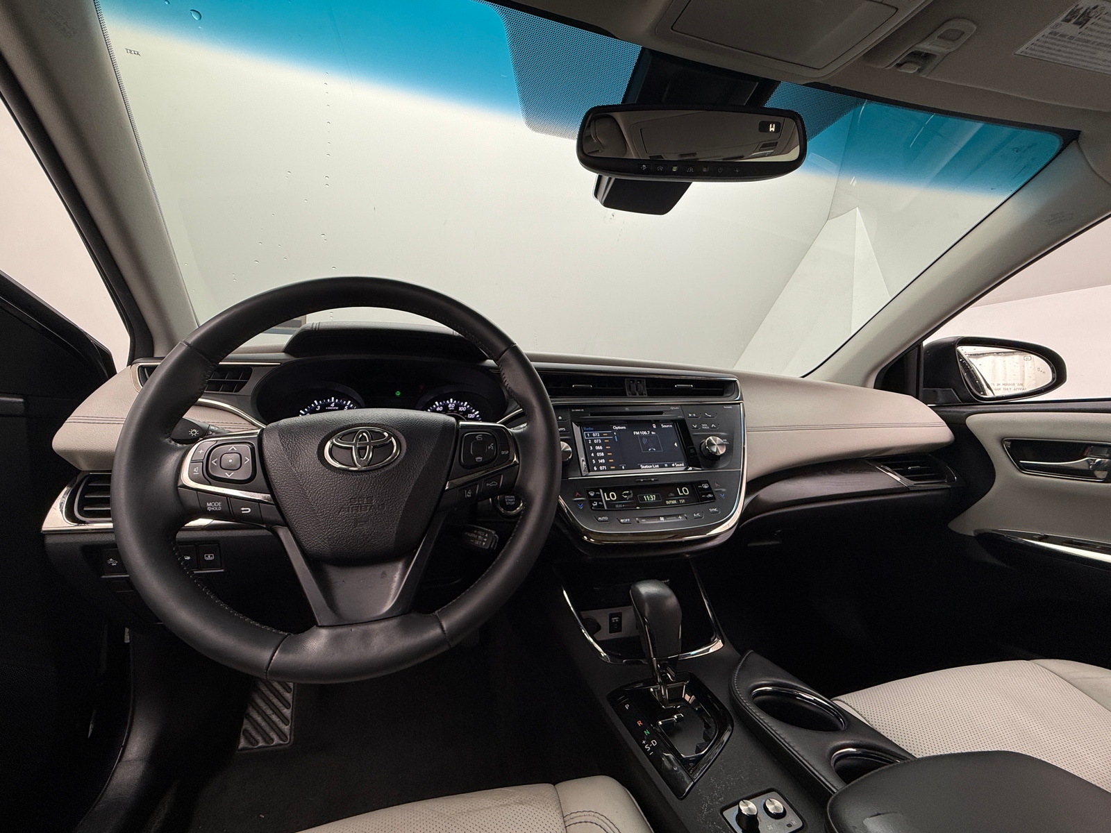 Thumbnail: 2016 Toyota Avalon - 2