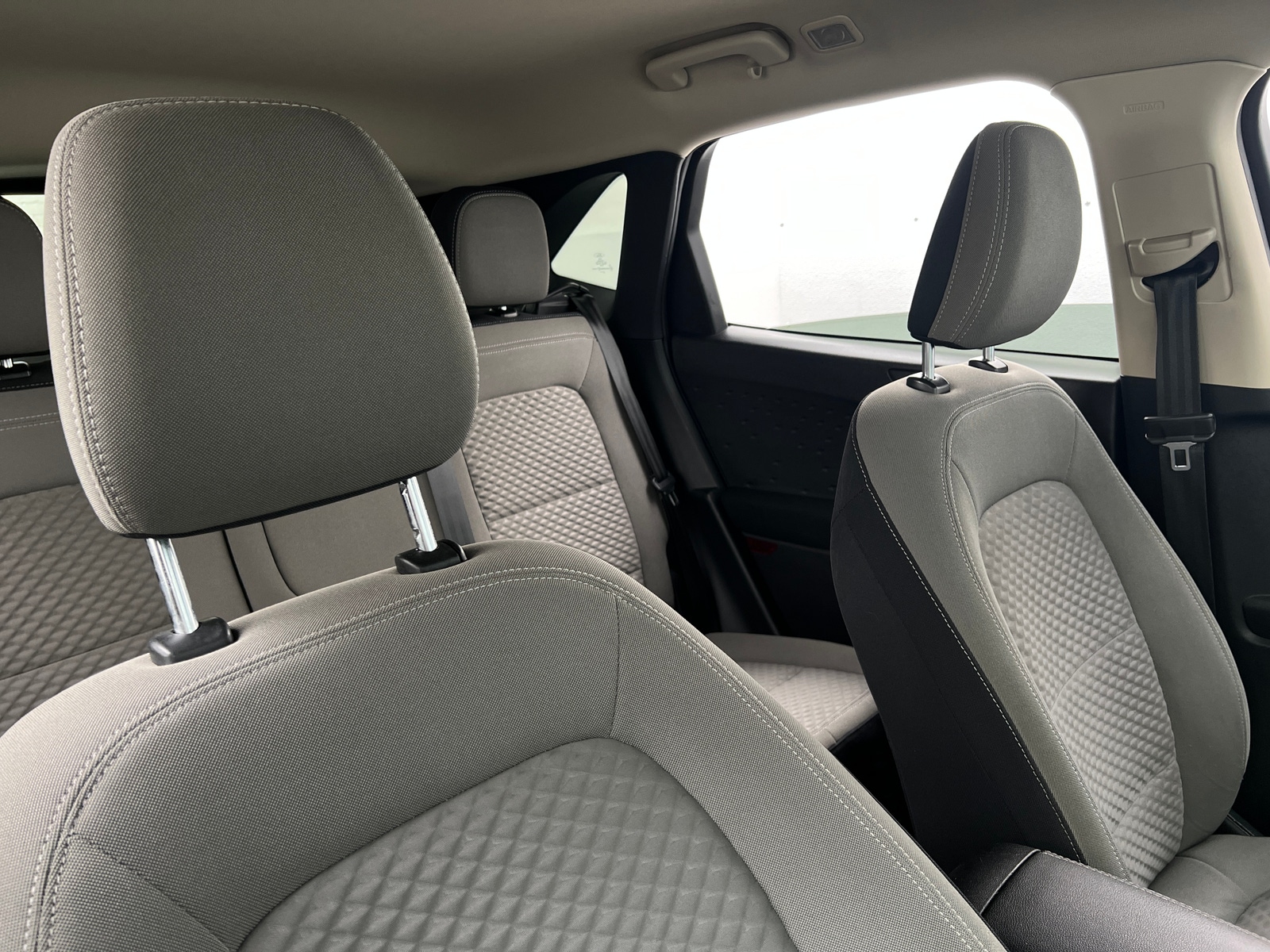 Thumbnail: 2020 Ford Escape - 2
