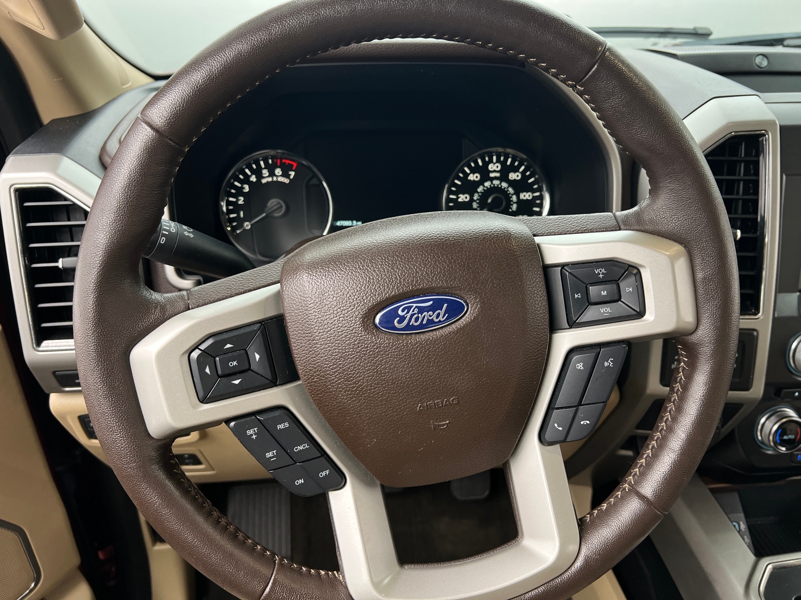 Thumbnail: 2018 Ford Econoline - 4