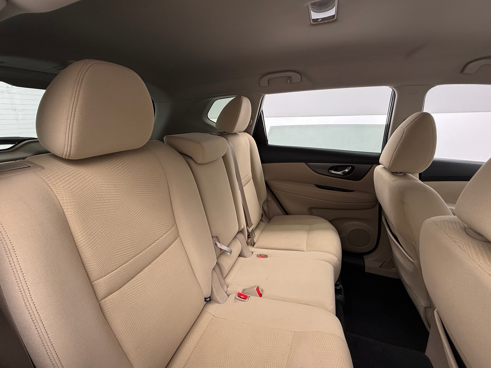 Thumbnail: 2016 Nissan Rogue - 6