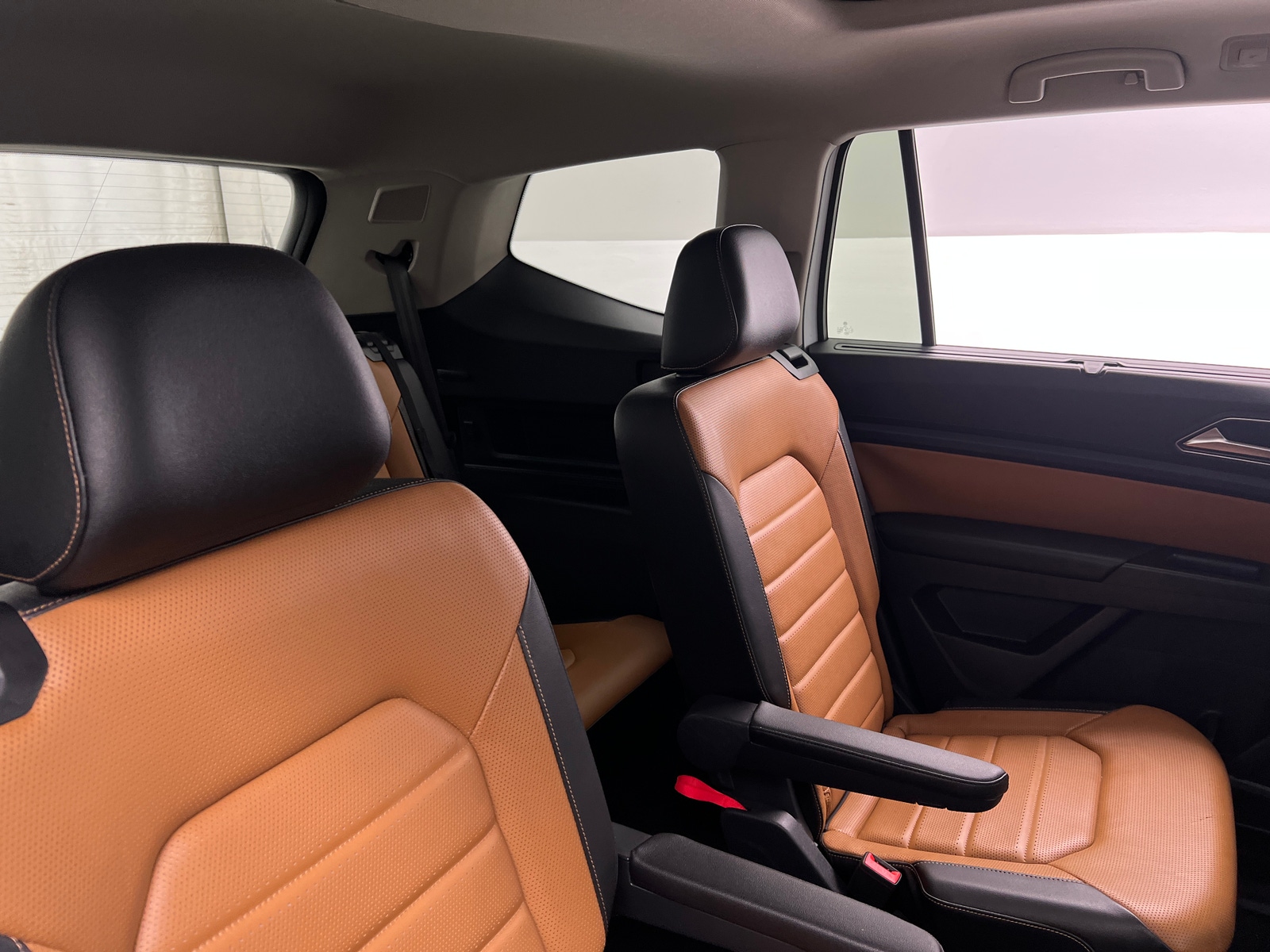 Thumbnail: 2018 Volkswagen Atlas - 5