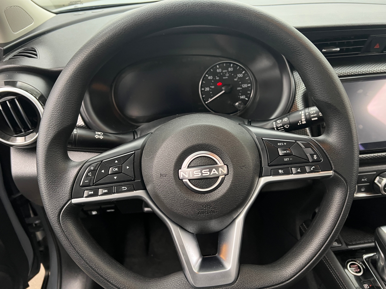 Thumbnail: 2024 Nissan Kicks - 5