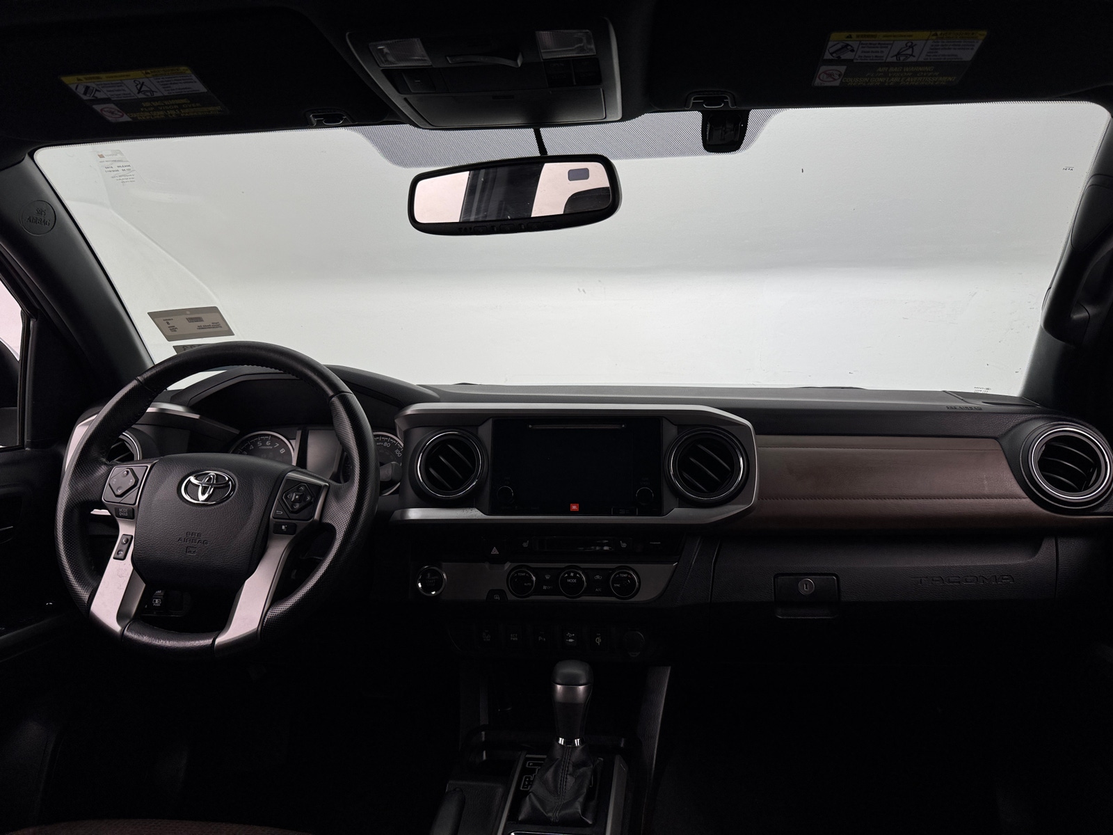 Thumbnail: 2017 Toyota Tacoma - 2