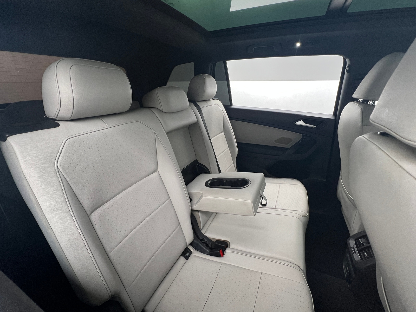Thumbnail: 2021 Volkswagen Tiguan - 5