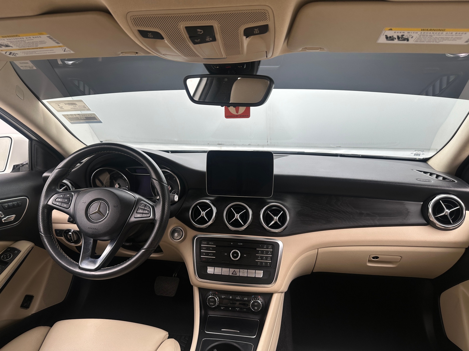 Thumbnail: 2019 Mercedes-Benz GLA - 2