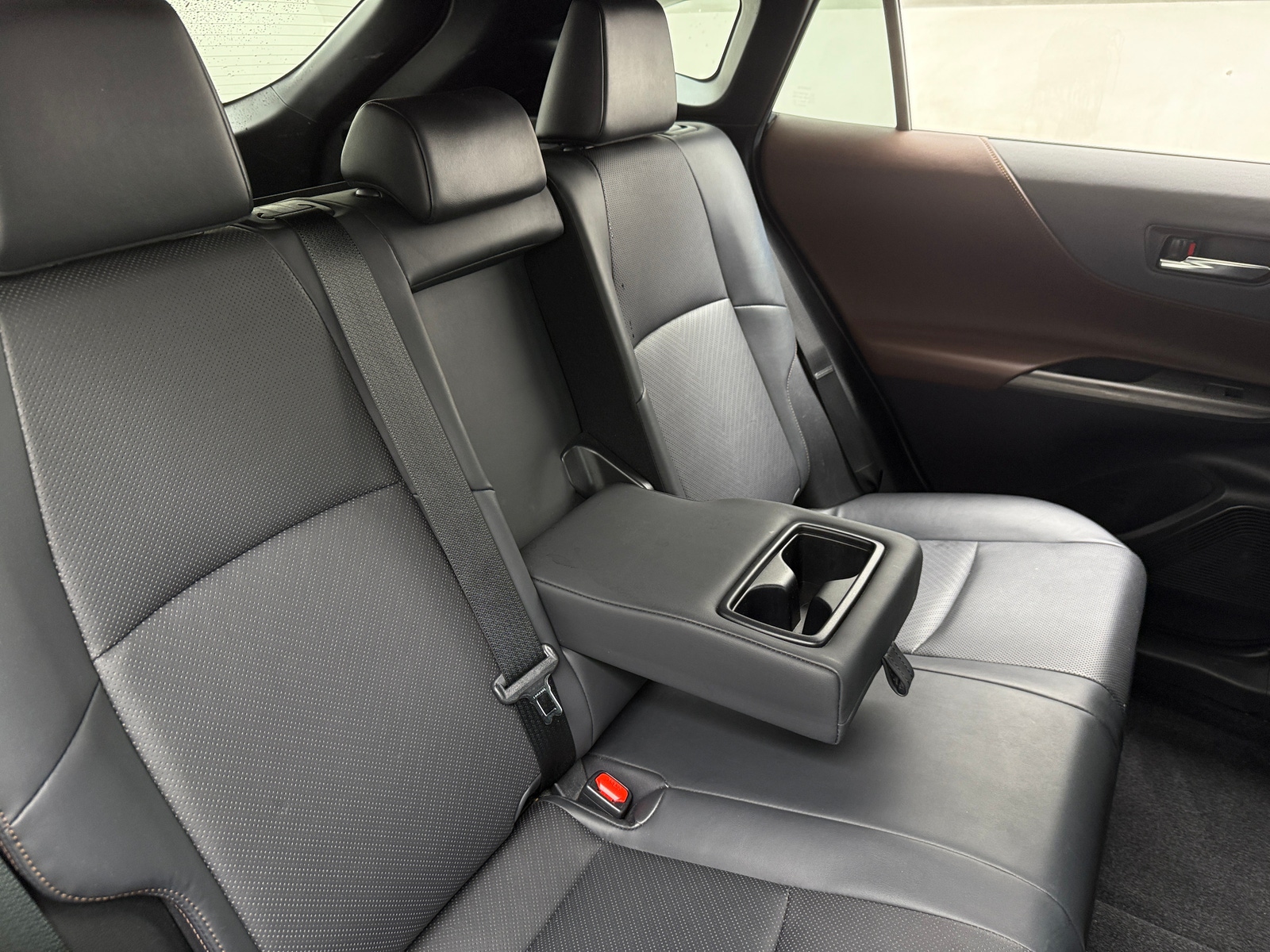Thumbnail: 2021 Toyota Venza - 5