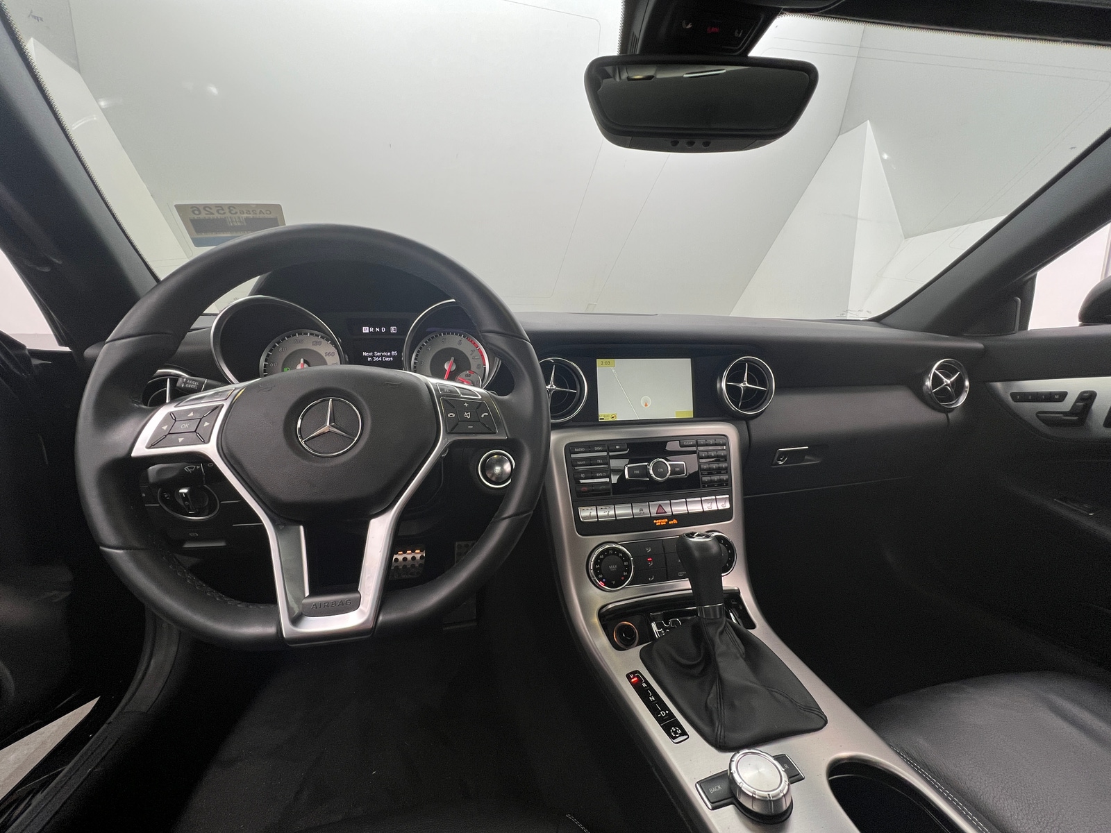 Thumbnail: 2012 Mercedes-Benz SLK - 3