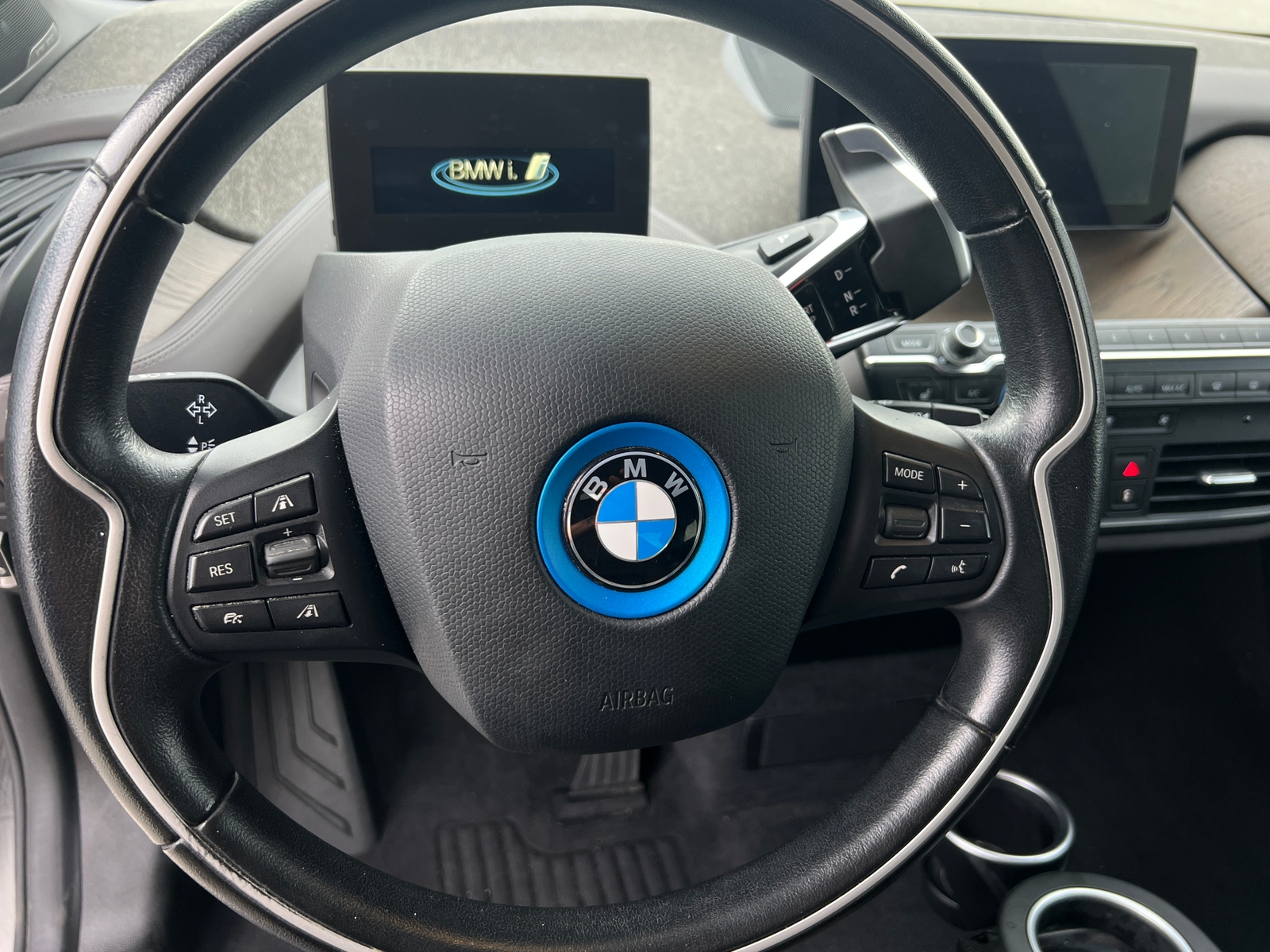 Thumbnail: 2018 BMW i3 - 4
