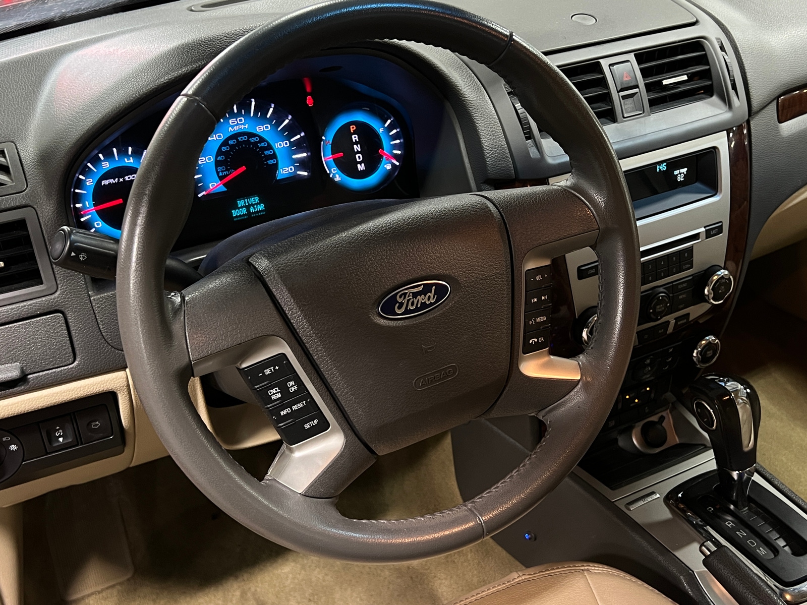 Thumbnail: 2011 Ford Fusion - 3