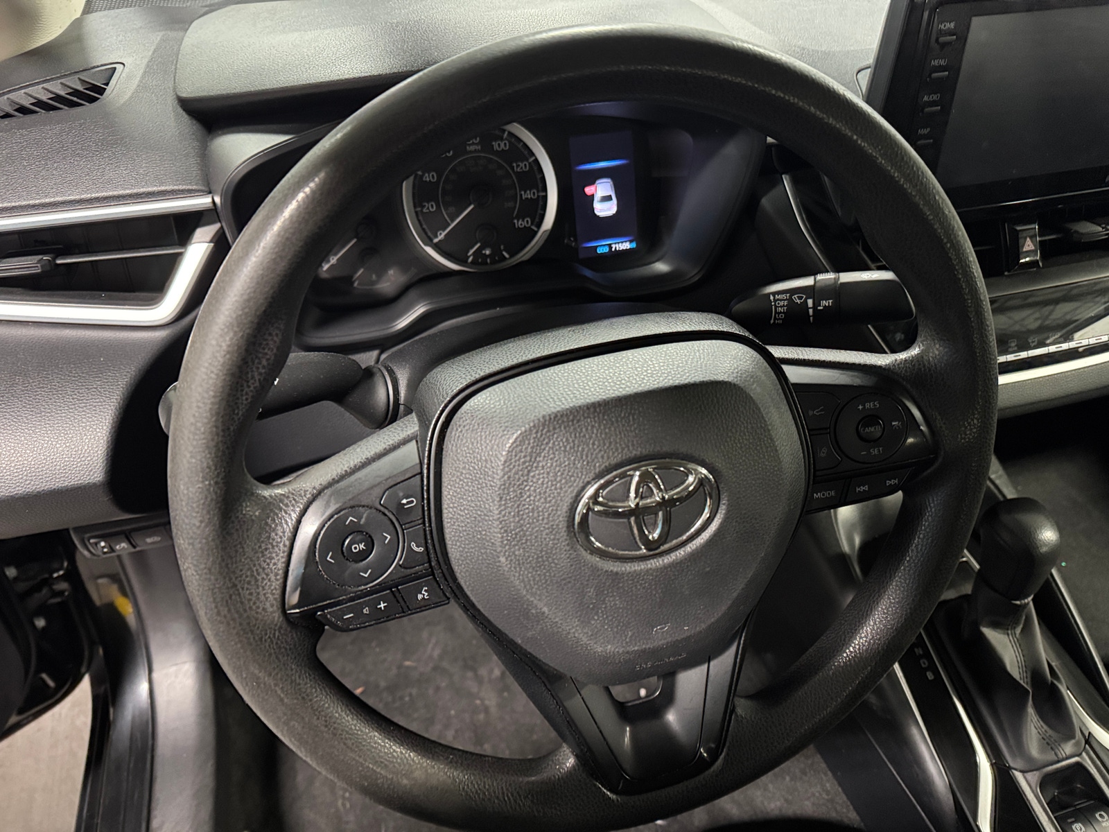 Thumbnail: 2022 Toyota Corolla - 5