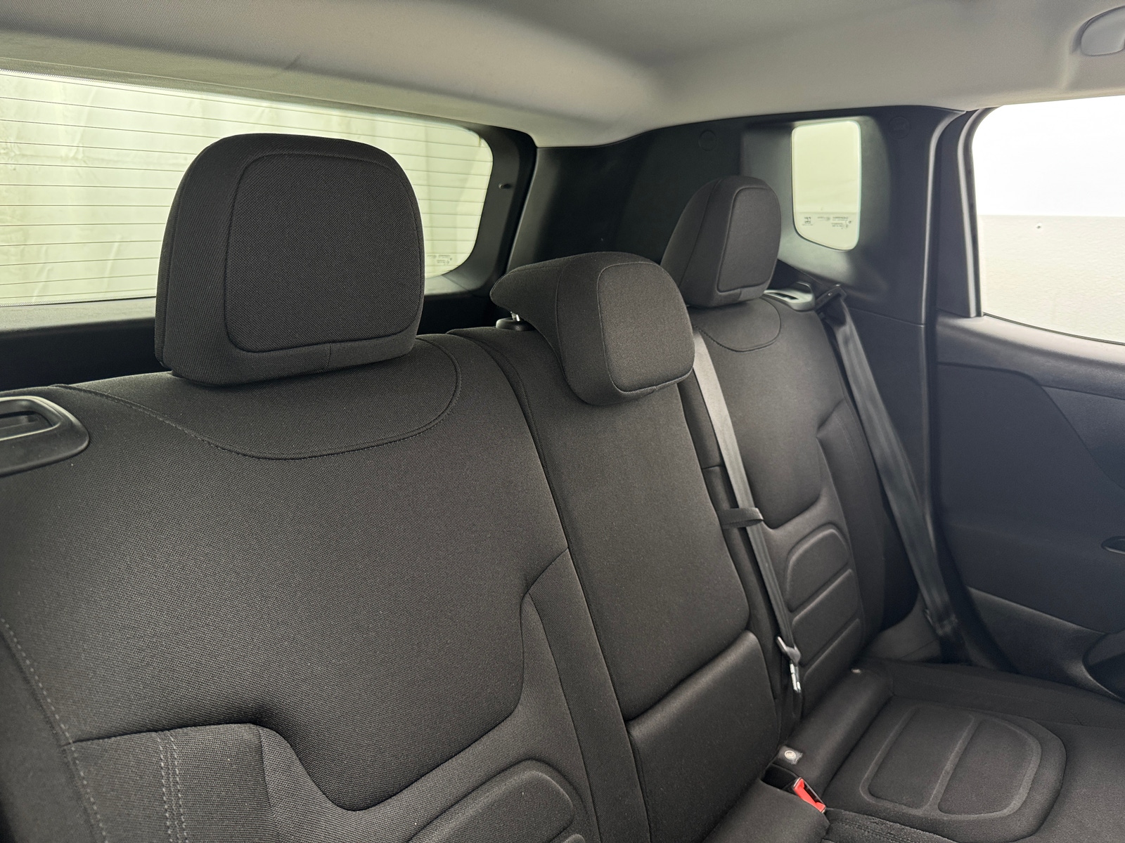 Thumbnail: 2021 Jeep Renegade - 6