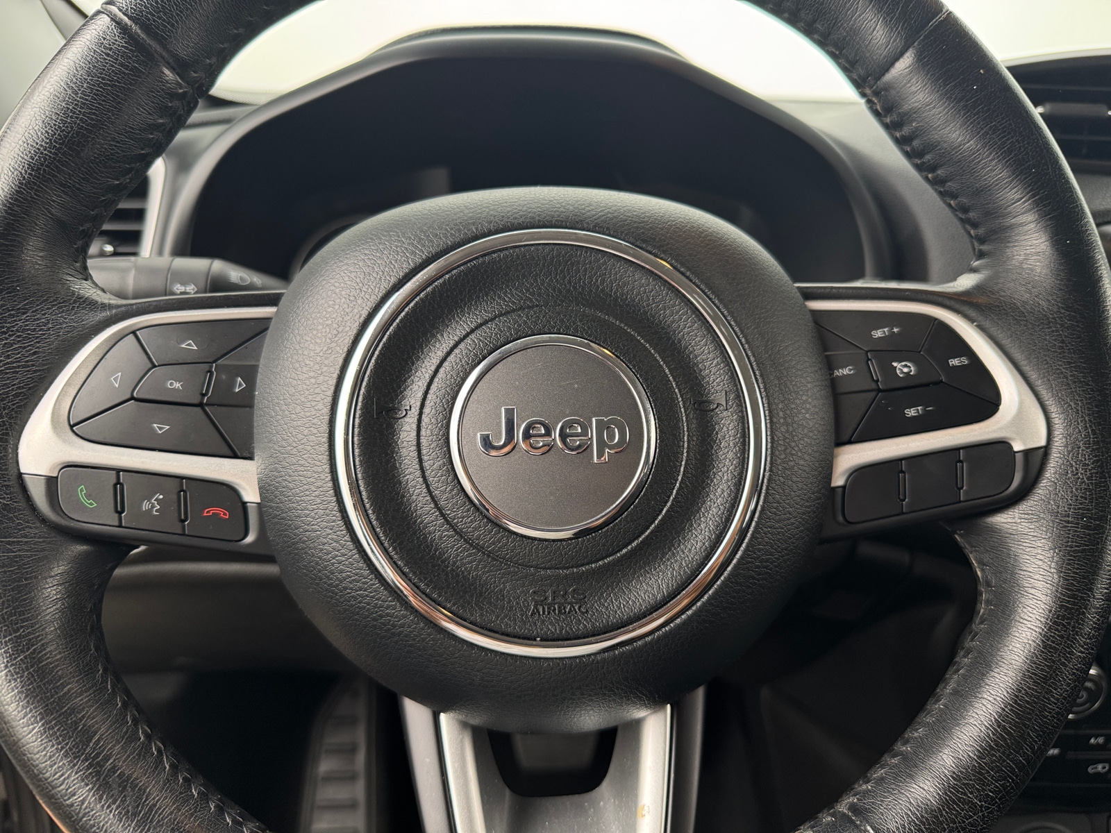 Thumbnail: 2021 Jeep Renegade - 5