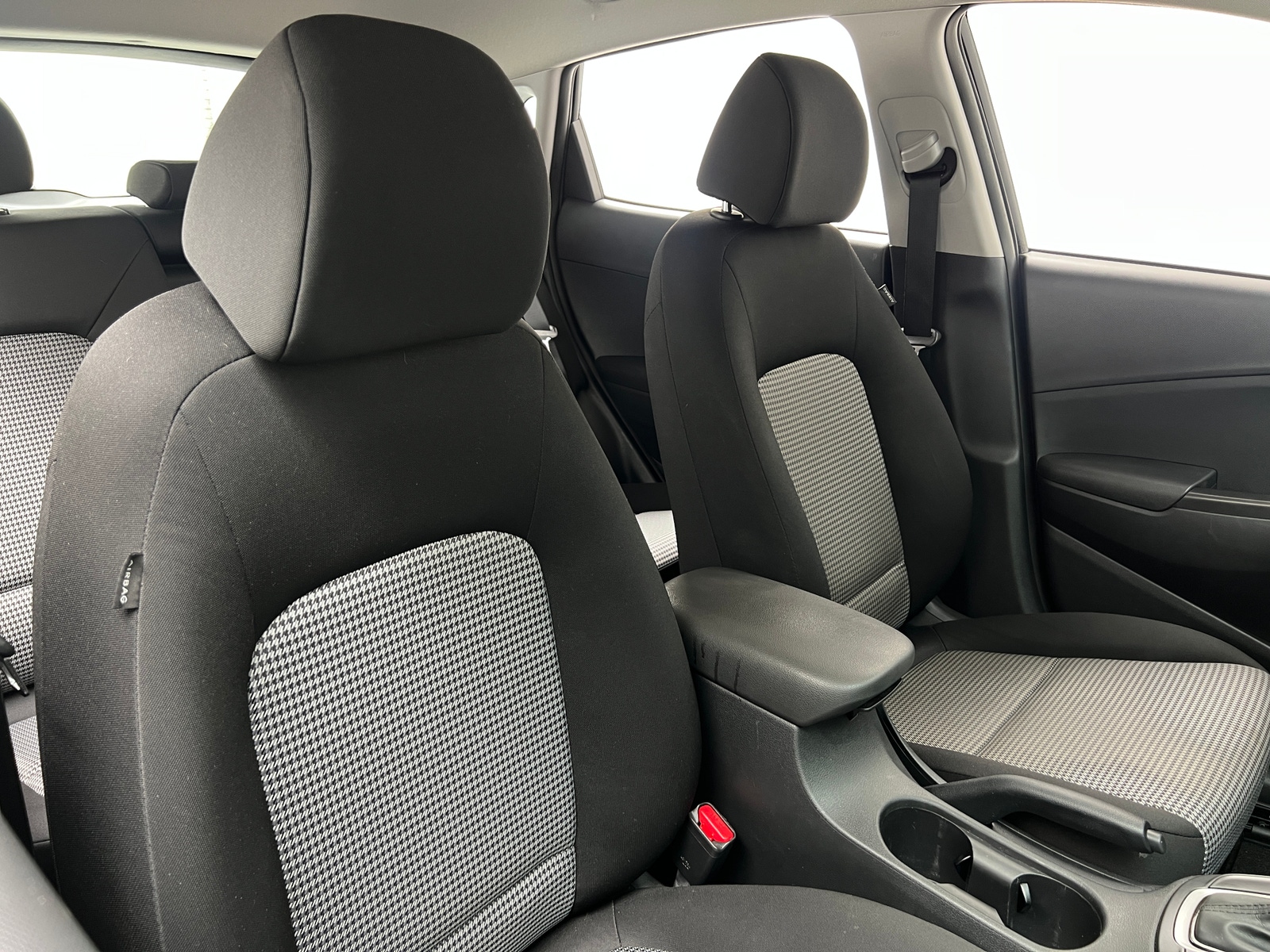 Thumbnail: 2020 Hyundai Kona - 2