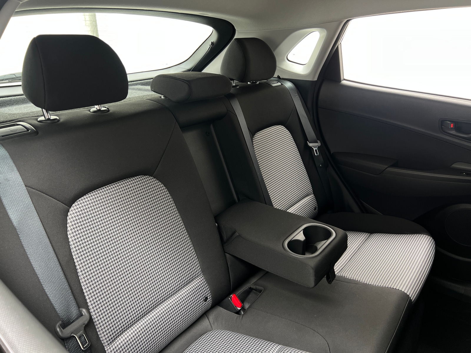 Thumbnail: 2020 Hyundai Kona - 6