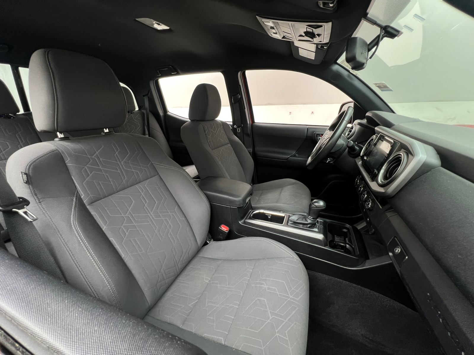 Thumbnail: 2016 Toyota Tacoma - 2