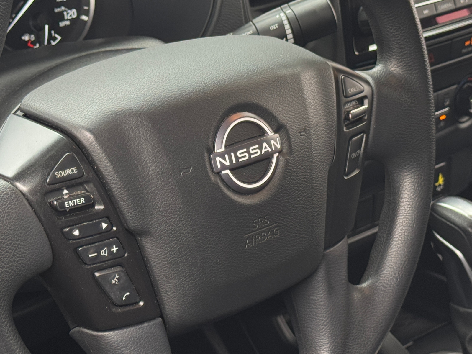 Thumbnail: 2022 Nissan Frontier - 5