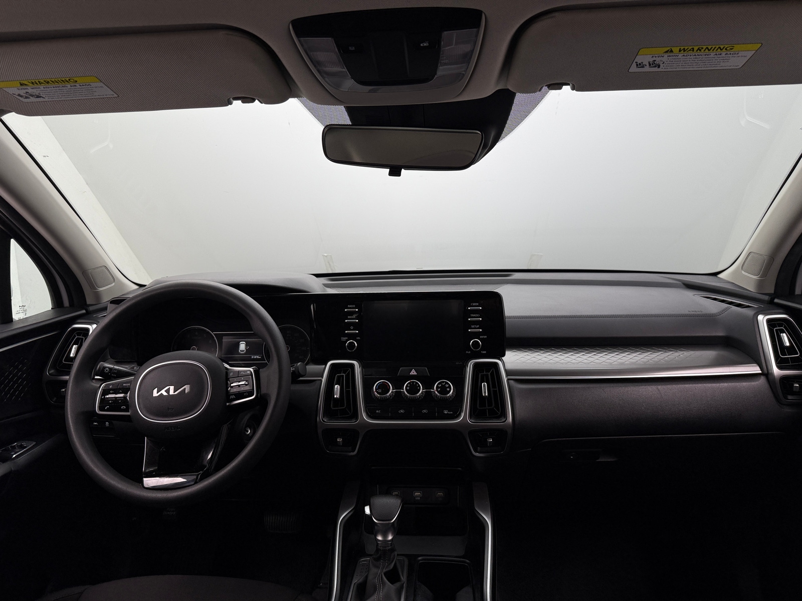 Thumbnail: 2022 Kia Sorento - 3