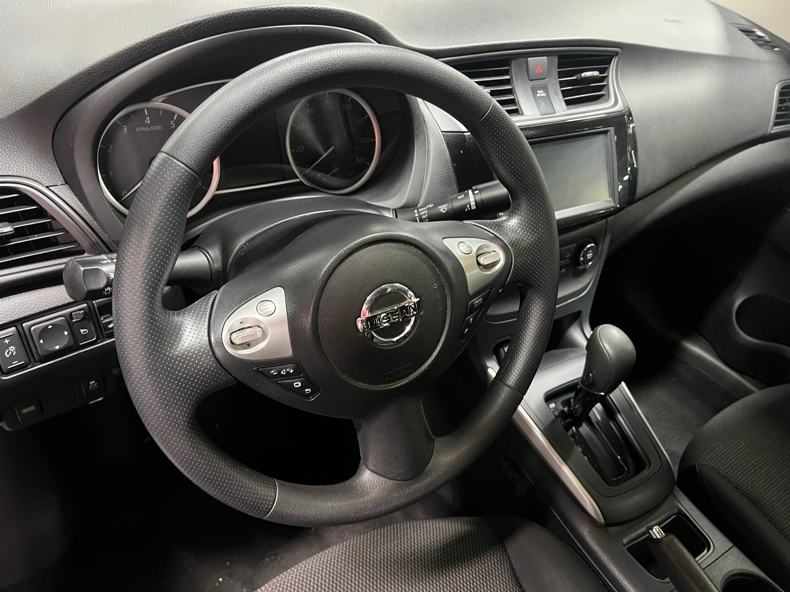 Thumbnail: 2019 Nissan Sentra - 5