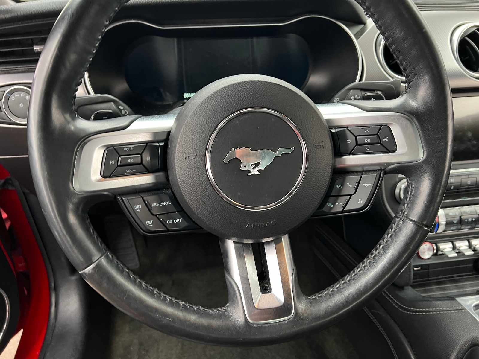 Thumbnail: 2018 Ford Mustang - 4