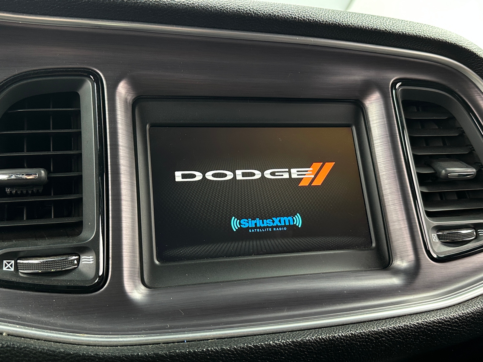 Thumbnail: 2018 Dodge Challenger - 3