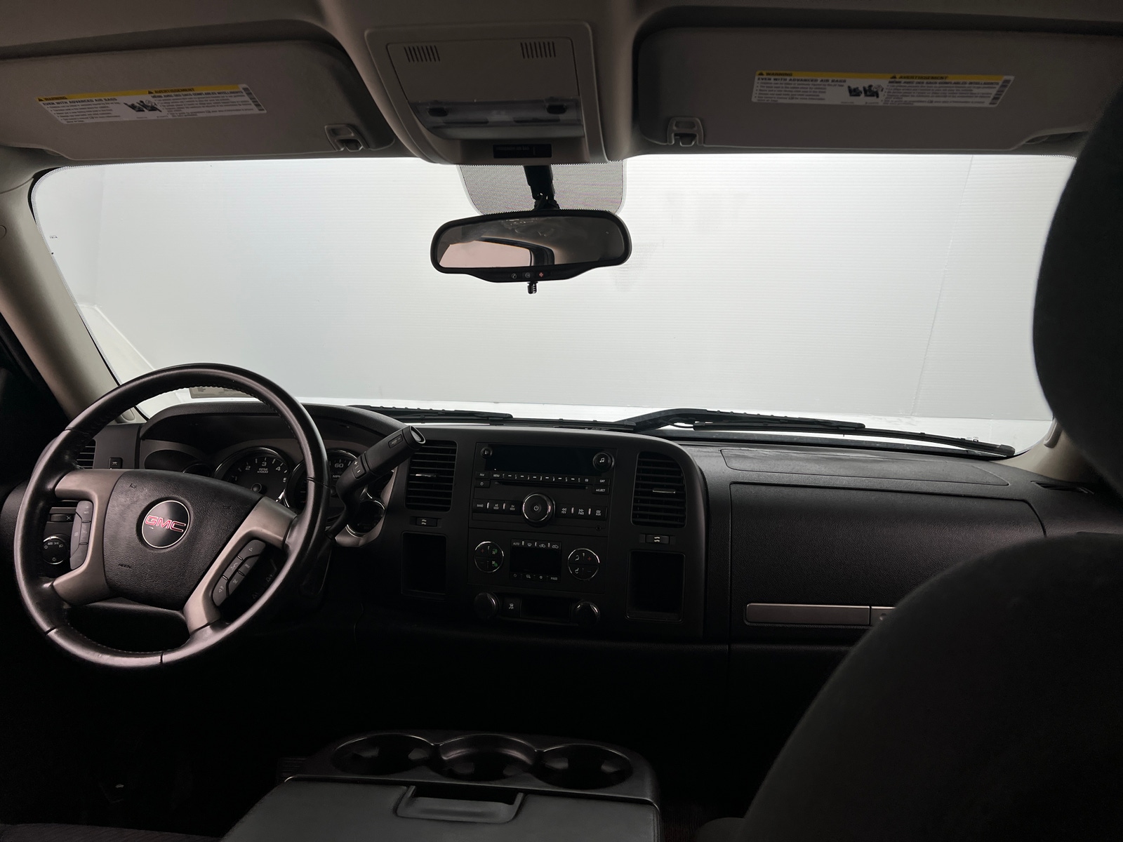 Thumbnail: 2011 GMC Sierra 1500 - 3