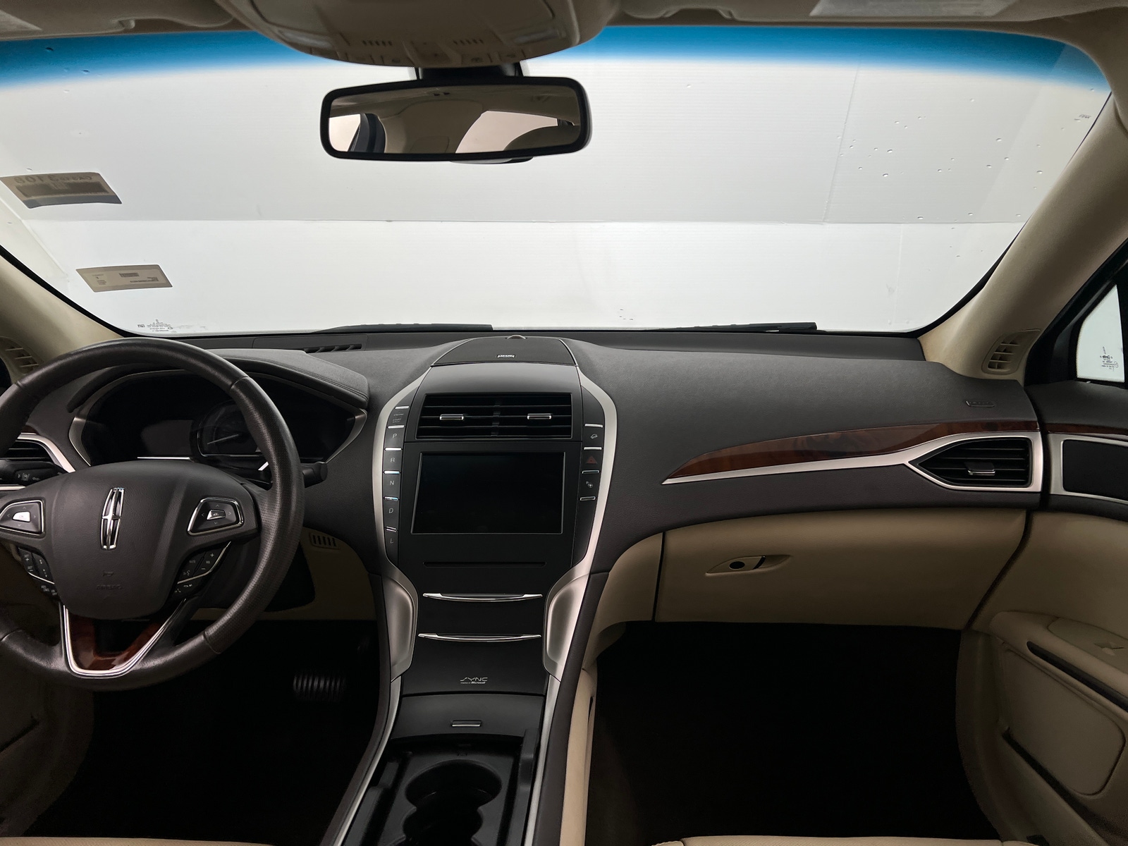 Thumbnail: 2014 Lincoln MKZ - 2