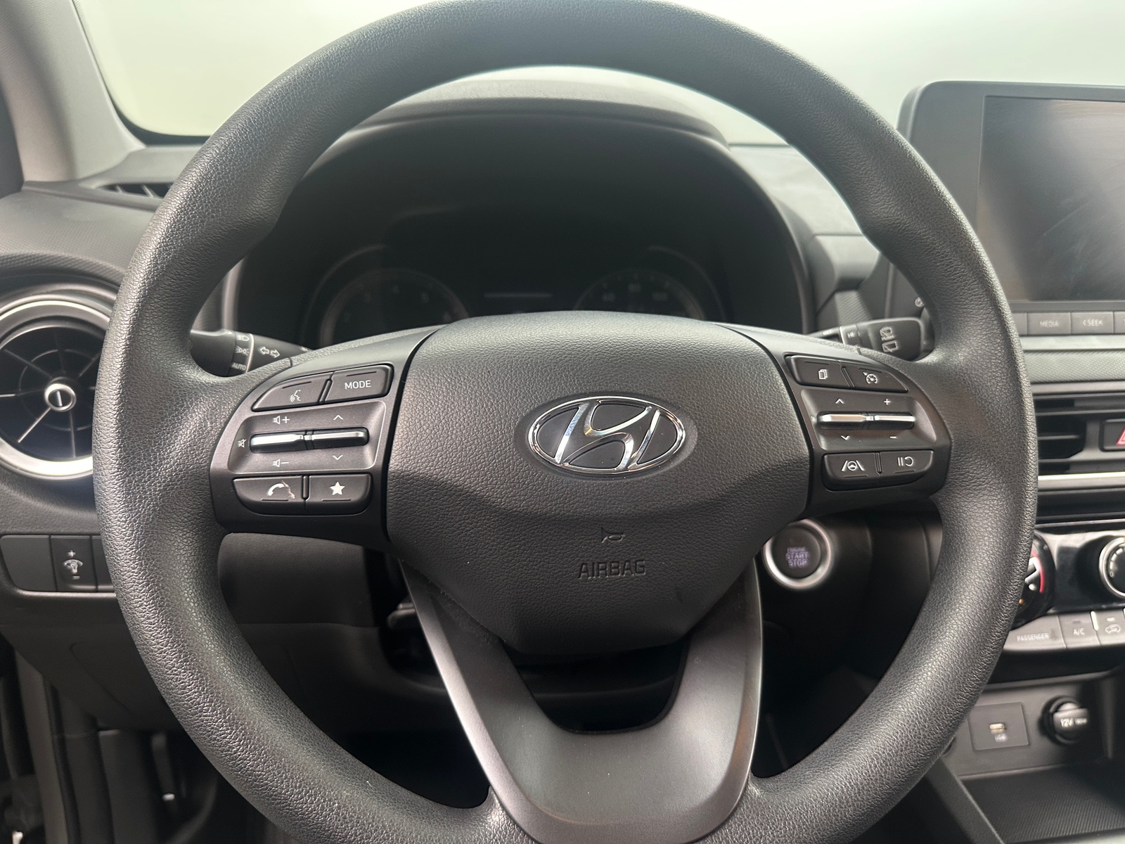 Thumbnail: 2023 Hyundai Kona - 5