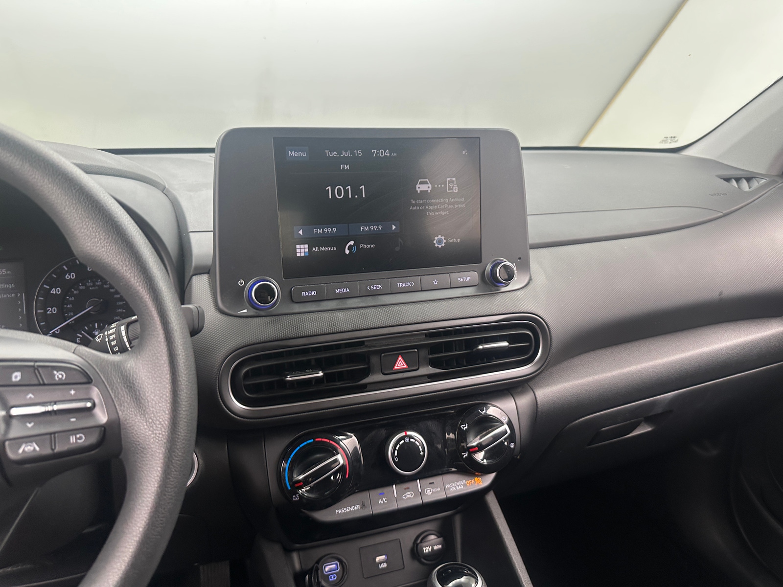 Thumbnail: 2023 Hyundai Kona - 4