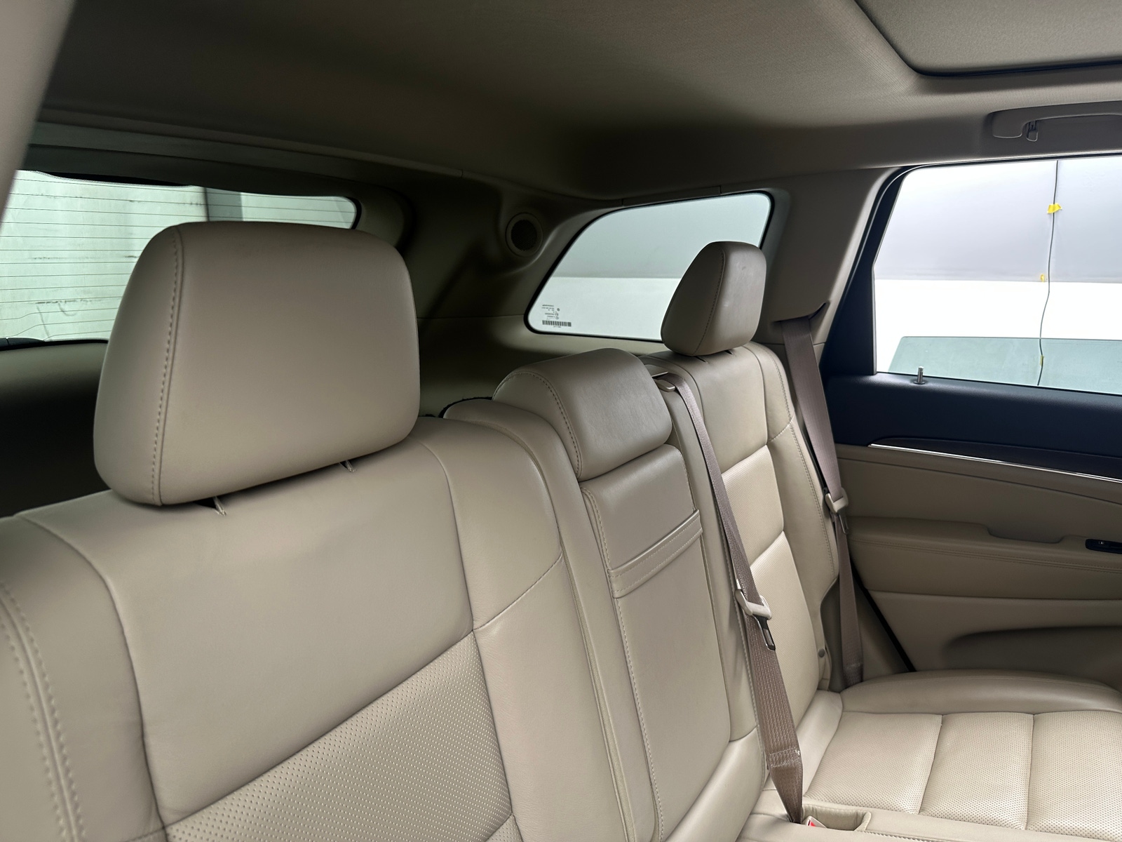 Thumbnail: 2015 Jeep Grand Cherokee - 5