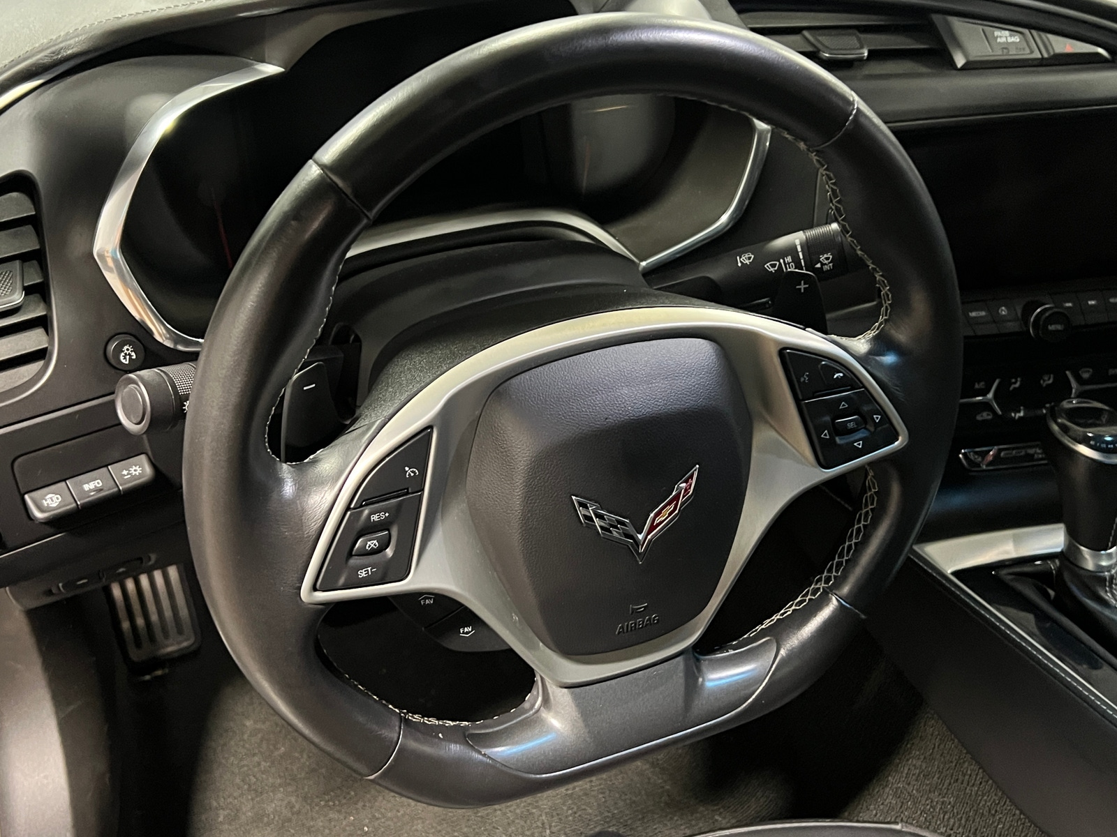 Thumbnail: 2016 Chevrolet Corvette - 3