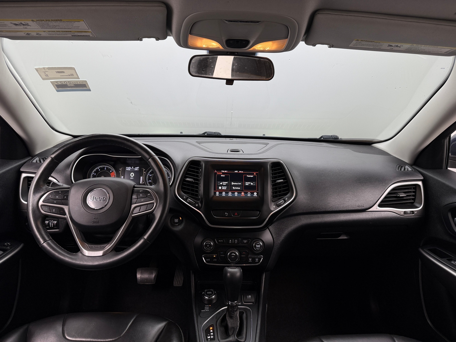 Thumbnail: 2019 Jeep Cherokee - 3