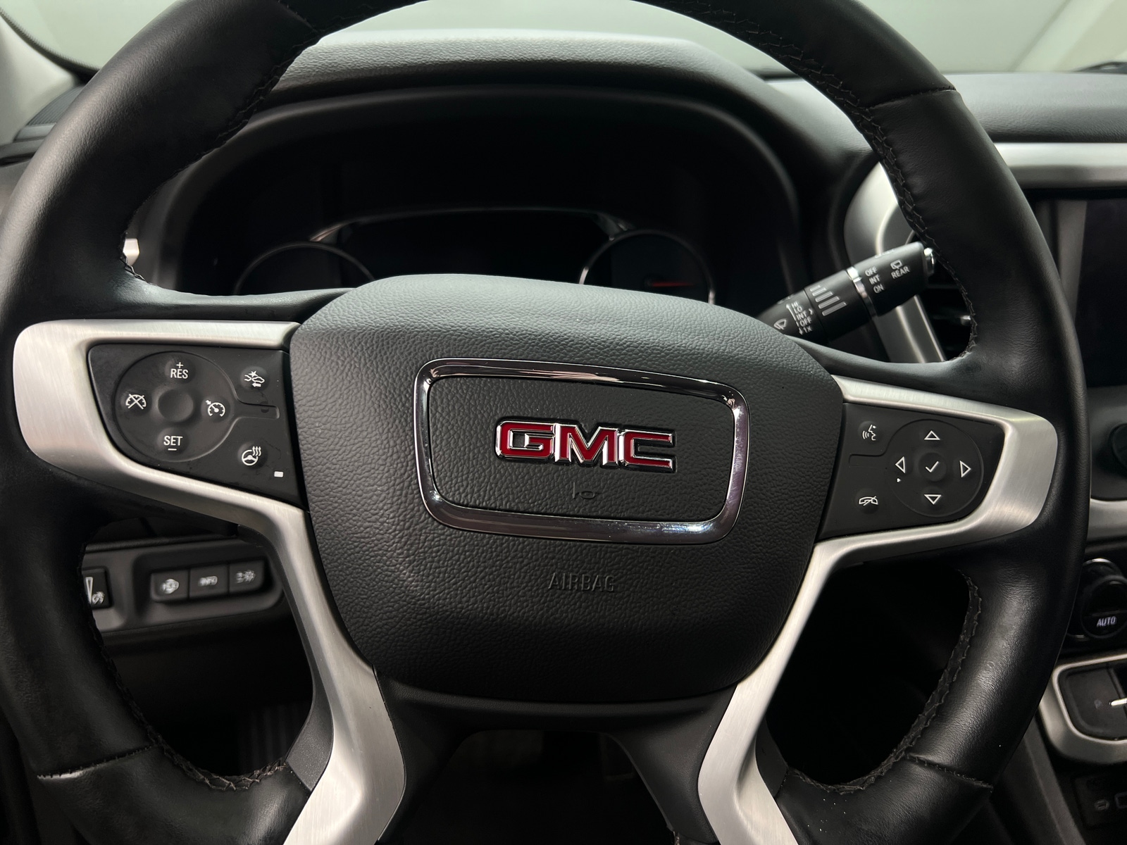 Thumbnail: 2023 GMC Acadia - 5
