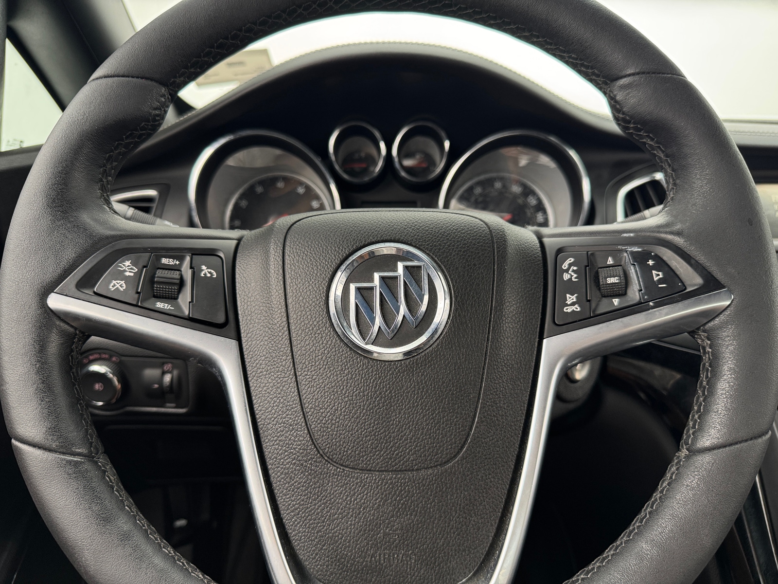 Thumbnail: 2016 Buick Cascada - 4