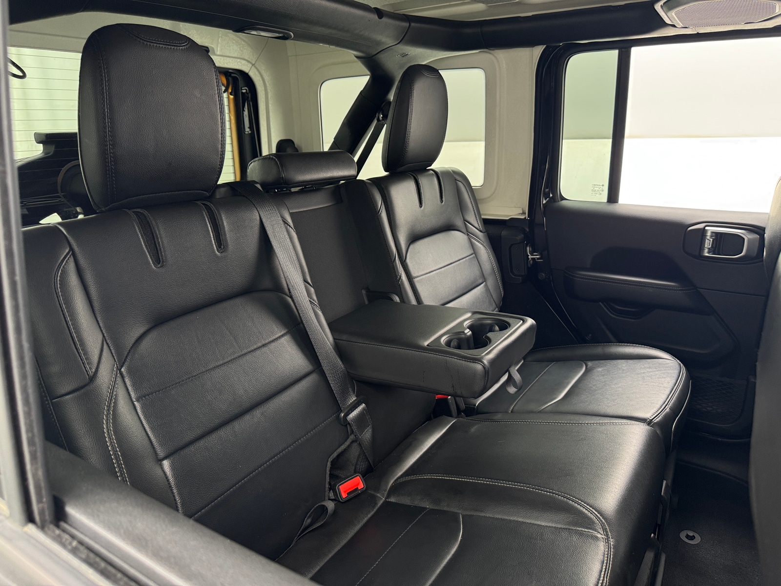 Thumbnail: 2023 Jeep Wrangler - 5
