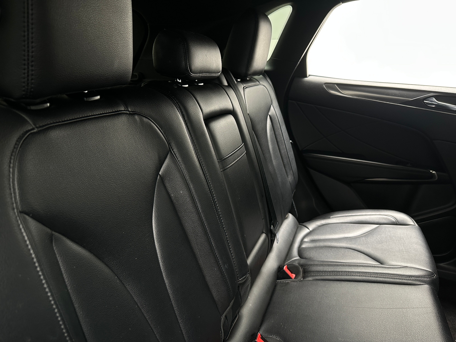 Thumbnail: 2017 Lincoln MKC - 5