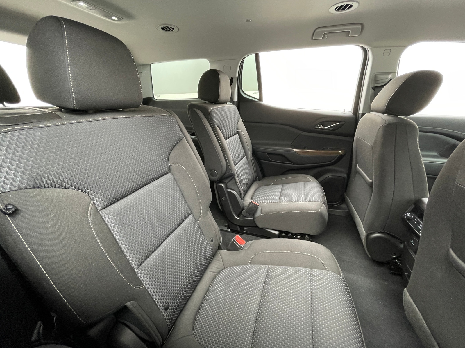 Thumbnail: 2023 GMC Acadia - 6